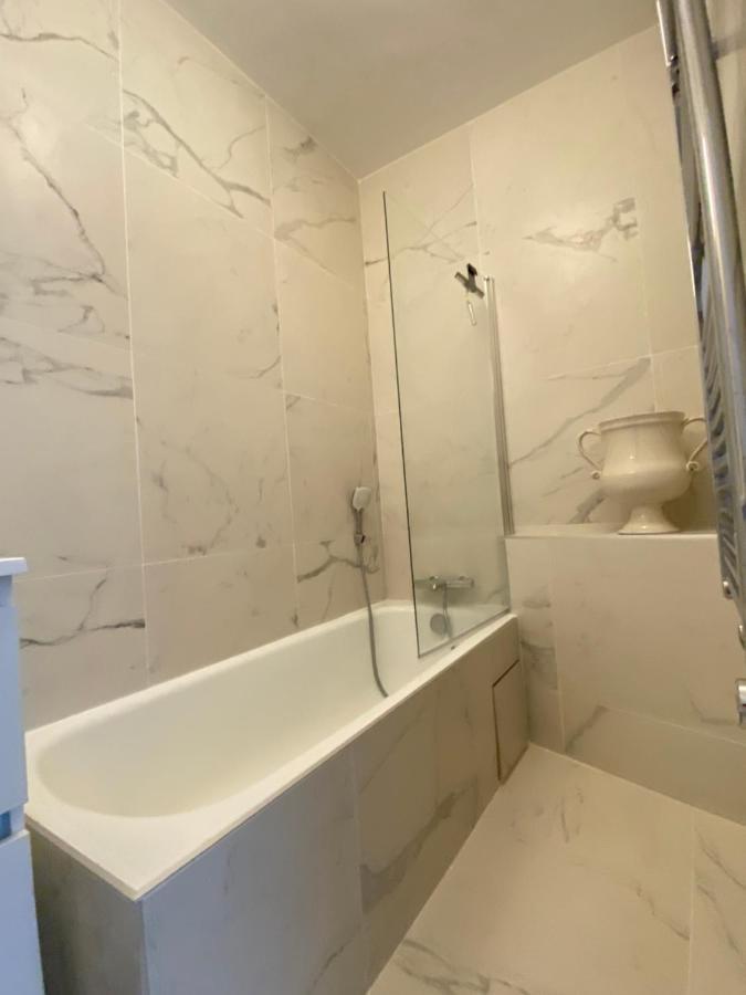 T3 Climatise Villa Juana Avec Parking Et Proche Plage อองทีบส์ ภายนอก รูปภาพ